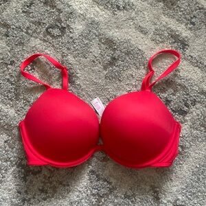 PINK wear everywhere super push up bra